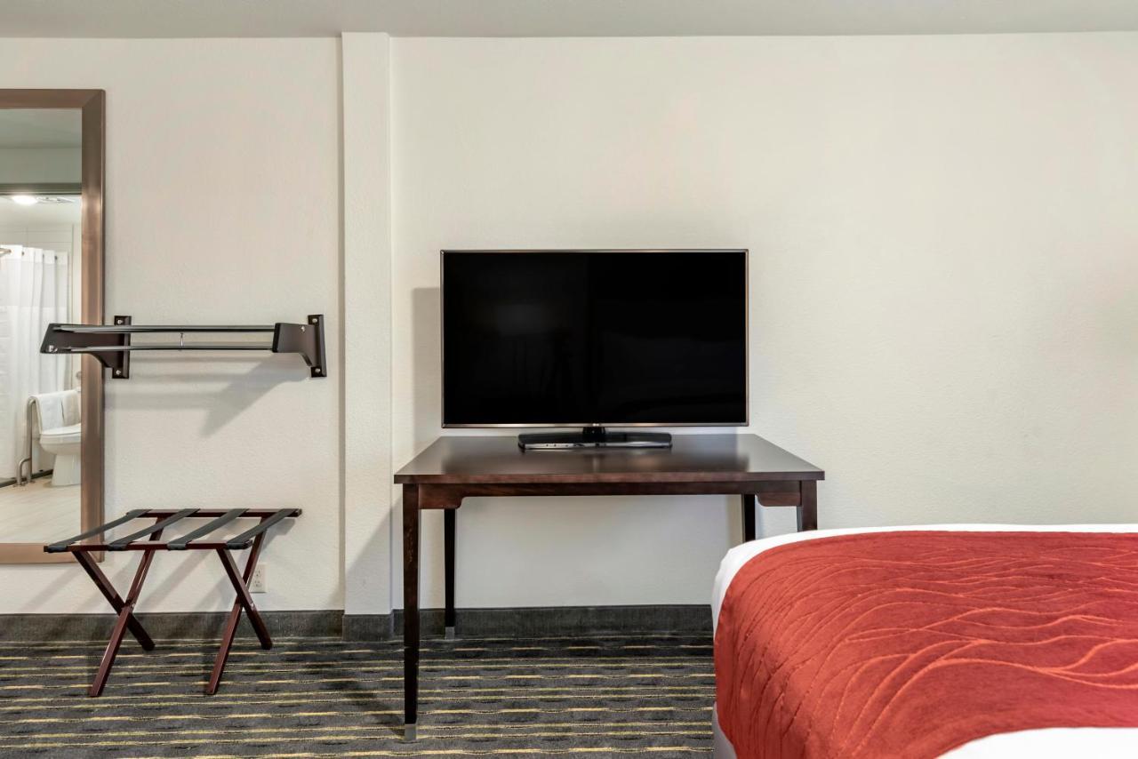 Comfort Inn & Suites Tigard Near Washington Square Kültér fotó